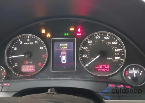 2005 Audi S4 4.2 z USA, uszkodzony, nr VIN WAUPL68E95A033697